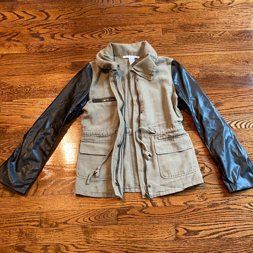 Army Green Ellison Apparel Small Jacket - Picture 1 of 8
